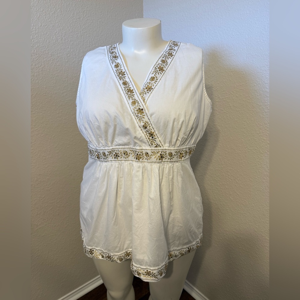 Michael Michael Kors White Cotton Sleeveless Blouse With Gold Embroidery Sequins